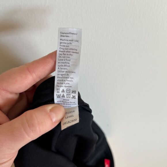 Spanx Faux Leather Camo Leggings - Black | Size M - Picture 9 of 9